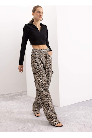 Defacto Siyah Fitted Vucuda Oturan Gömlek Yaka Fermuarlı Bengalin Uzun Kollu Crop Basic Düz Bluz C5037AX24AUBK27