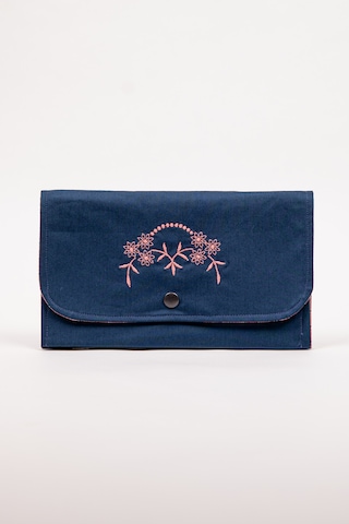 Fabric Craft Bag Kadın Cüzdan Nakışlı Kumaş Çıtçıtlı İki Bölmeli 22x13 Cm Lacivert Çiçekli