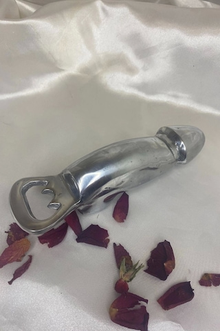 Şişe Açacak Peni S Objeli Küçük Boy Metal Krom Kaplama Bira Gazoz Açacağı Çok Renkli