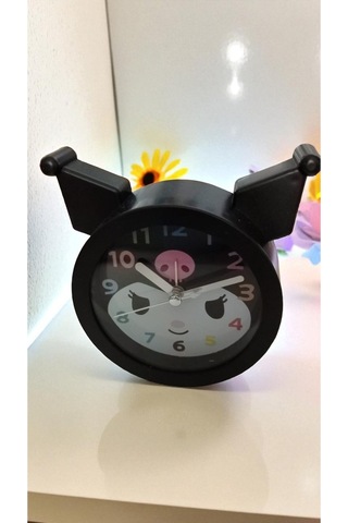 Kuromi Masa Üzeri Çalarsaat Siyah Renk Boyut 12 Cm Çok Renkli