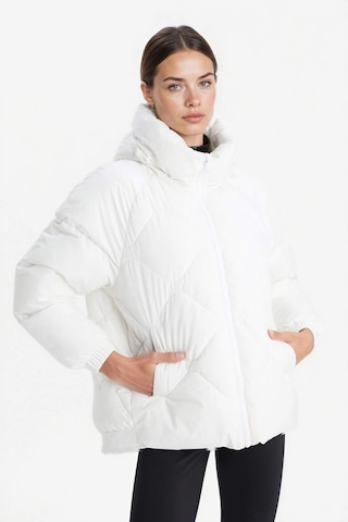 Defacto Defactofit Su İtici Oversize Fit Geniş Kalıp Kapüşonlu Fermuarlı Cepli Şişme Mont E9260ax25auwt80 Beyaz-wt80
