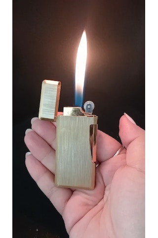 Sade Tasarım Fırçalı Pirinç Görünümlü Koleksiyonluk Gazlı Çakmak Çok Renkli