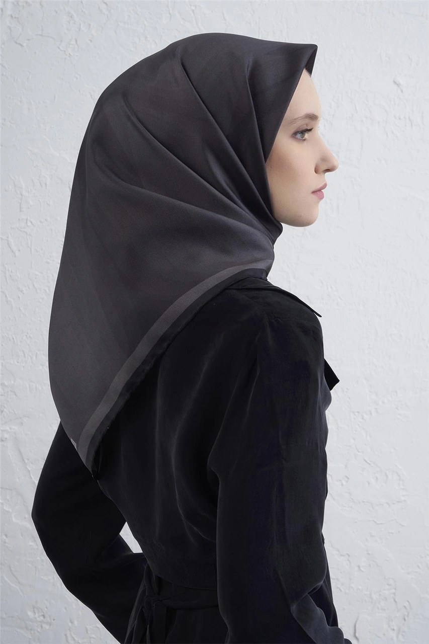 Armine Geometrik Desenli Saf İpek Twill Eşarp 9402d 54 Füme