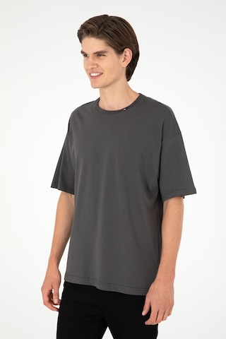 U.S. Polo Assn. Erkek Oversize Fit Bisiklet Yaka Antrasit Tişört 50294288-VR006