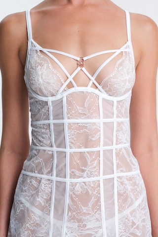 Kırık Beyaz Scarlett Dantelli Balensiz Babydoll