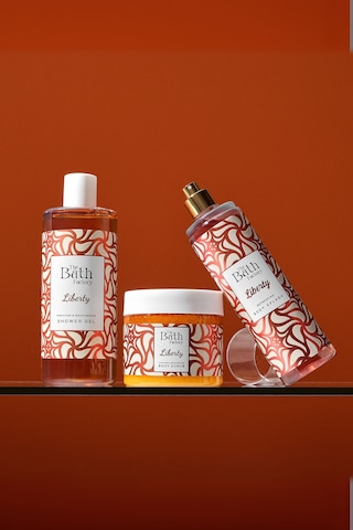 Liberty Duş Jeli + Liberty Peeling + Liberty Vücut Spreyi Lavanta