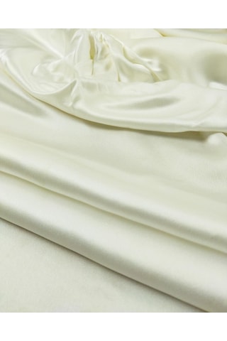 Kırık Beyaz Renkte Saten Kumaş En 130 Cm X Boy 120 Cm -10388 Beyaz