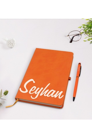 Bitmeyenkartus Kişiye Özel El Yazılı Turuncu Termo Deri Defter Kalem Seti Model (536102549)