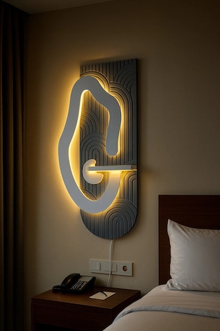 Lüks Modern Led Duvar Dekoru Raflı Tasarım Uzaktan Kumandalı Ambiyans Işığı 110x56cm Ahşap