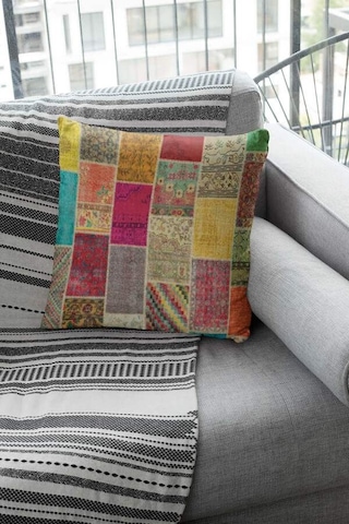 Çok Renkli Patchwork Çift Taraflı Kırlent Kılıfı Krl291n11