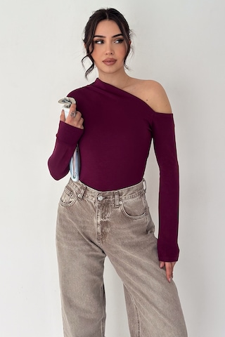 Noa & Noa Kadın Asimetrik Tek Omuz Bluz White Angle bordo