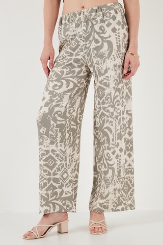 Lela Desenli Standart Fit Yüksek Bel Geniş Paça Bayan Pantolon 5869019 Olive