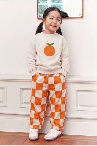Magu Çocuk Portakal Nakışlı Ekru Sweatshirt Ve Turuncu Dama Eşofman Takımı Çok Renkli