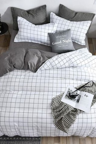 Kareli Beyaz Kolay Ütülenir Çift Kişilik Nevresim Takımı Baskılı