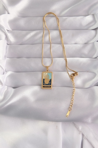 316l Çelik Gold Renk Karışık Mineli El Figür Tarot Kolye 5886 Altın