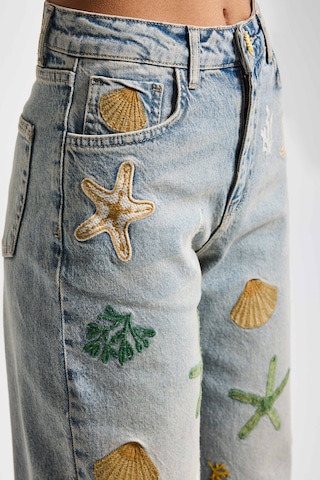 it's basic Kadın Kot Rengi 4s6-65 Straight Fit Elastan Kumaş Özel Desen Nakışlı Tasarım Denim Jean Mavi