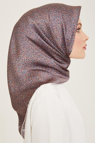 Armine Sura İpek Eşarp 24ya9113 84 - Desenli