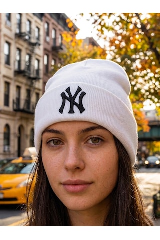 Hamze Ny New York Nakışlı Unisex Pamuklu Akrilik Kışlık Bere Beyaz