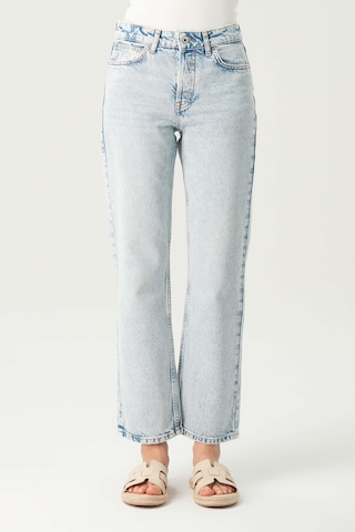 Eliza Açık Mavi Normal Bel Patı Düğmeli Cropped Straight Fit Jean Pantolon C 4518-115 Açık Mavi