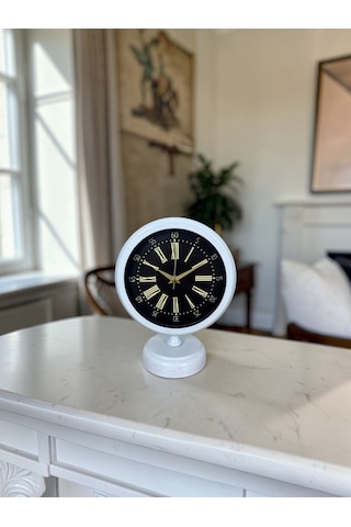 Büro Ev Ofis Hediyesi İçin 20x25cm Beyaz Regal Metal Masa Saati Diğer