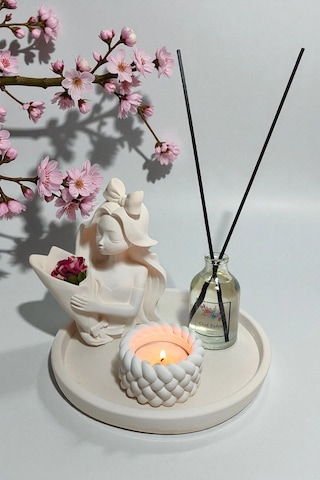 Dekoratif Vazo Seti - Buket Kız Vazo+çiçek Kokulu Oda Kokusu+tealight Mumluk Ve Mum+yuvarlak Tepsi Beyaz
