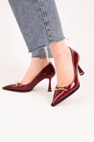 Esatsani Bordo Rugan Gold Toka Detaylı Sivri Burun 9 Cm Topuklu Rara Stiletto Kadın Ayakkabısı Bordo Rugan