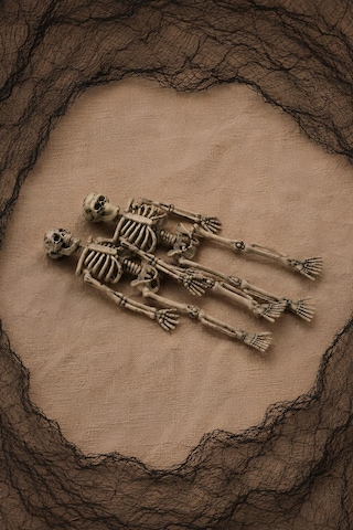 Halloween Cadılar Bayramı 15 Cm 2'li İskelet Dekor Seti Hareketli Eskitme Görünümlü Süs