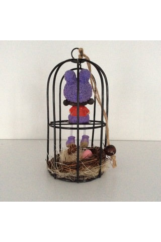 Kafeste Oturan Kız Biblo Mor Diğer
