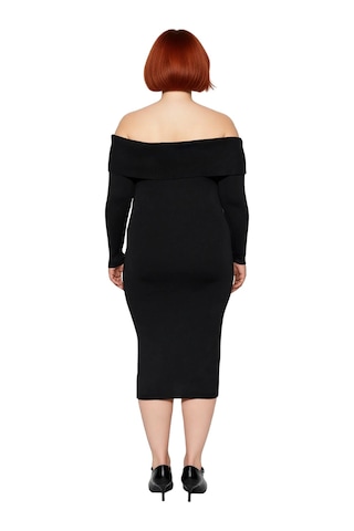 Ersefa Kadın Düşük Kol Bodycon Siluet Carmen Yaka Triko Midi Elbise Zari Siyah