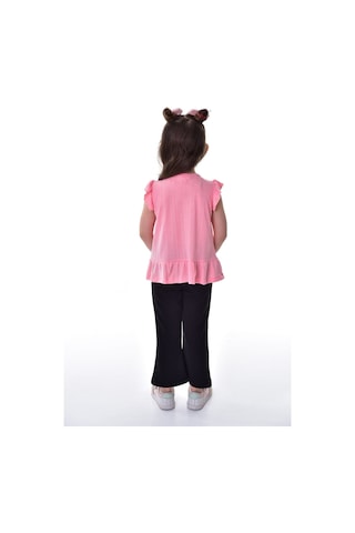 Fırfır Kollu Düğmeli Fiyonk Detaylı Kız Çocuk Alt-üst Takım Pembe