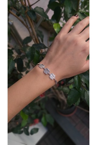 Çiçekli 925 Ayar Gümüş Bileklik