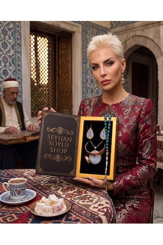 Özel Tasarım Kitap Kutulu Kadın Bakır Takı Seti Ve Tesbih Kombini - Kolye Küpe Bileklik Yüzük 5 Parça Otantik Şık Hediyelik - Doğum Günü Yıl Dönümü Anneler Günü Kadınlara Özel Gösterişli Hediye - N-00086