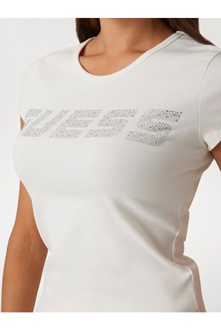 Guess Kadın Beyaz Logolu T-shirt Krem