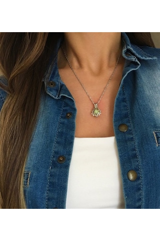 Gece Parlayan Lotus Çiçeği Kolye Gümüş