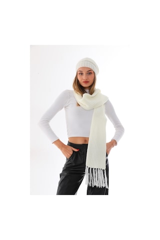 Kadın Selanik Örgü İpli Bere Atkı Takımı Ekru