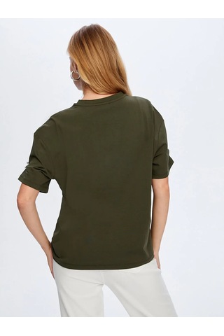 Faik Sönmez Kolları Taş Detaylı Yuvarlak Yaka Kadın T-shirt W26tsh088 Haki