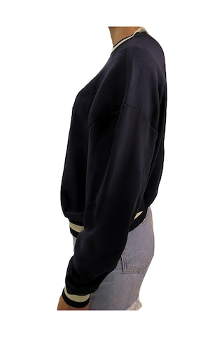 New Balance Lifestyle Kadın Sweatshirt Lacivert