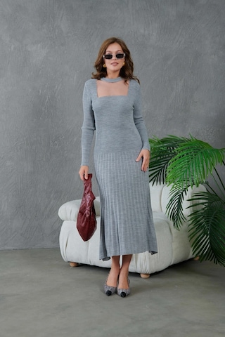 Kadın Bisiklet Yaka Tül Detay Maksi Boy Fitilli Triko Elbise Gri