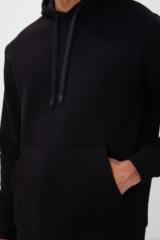 Tommy Life Siyah Pamuklu Kalın İçi Tüylü Yumuşak Dokulu Comfort Fit Nakışlı Erkek Sweatshirt - 88419 Siyah