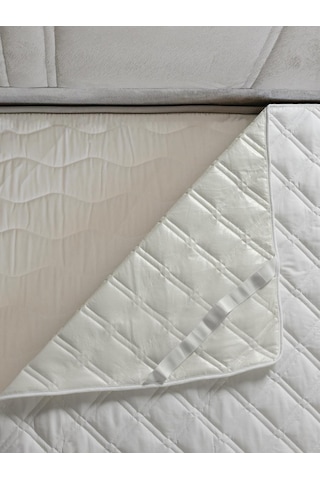 Cottonverse Pampes Kapitoneli Fitted Alez Sıvı Geçirmez Beyaz