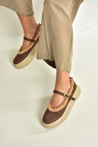 Fox Shoes V811269502 Kahverengi Süet İçi Kürklü Günlük Kadın Ayakkabı Kahverengi