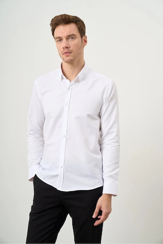 Morven Erkek Beyaz Slim Fit Düğmeli Yaka Gömlek Beyaz