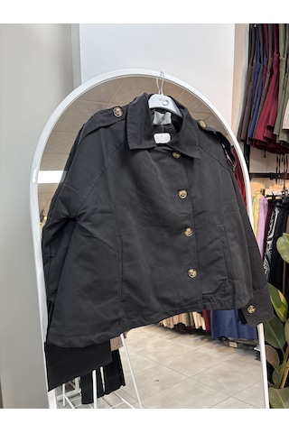 Nirva Butik Kadın Kısa Düğmeli Trenç Siyah