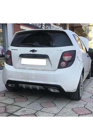 Chevrolet Aveo Hb Uyumlu Difüzör Siyah + Kare Egzoz Görünüm C Tip 2012 - 2016