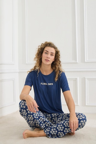 Kompedan Kadın Çiçek Desenli Bisiklet Yaka Pijama Takım Lacivert 30102-963 Lacivert