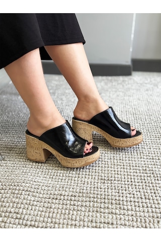 Asmi Shoes Kadın Siyah Rugan Deri Mantar Taban Ortopedik Platform Topuk Terlik