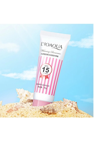Bioaqua Niacinamide ve Meyan Köklü Beyazlatıcı Güneş Koruyucu Nemlendirici Krem SPF15 40 G