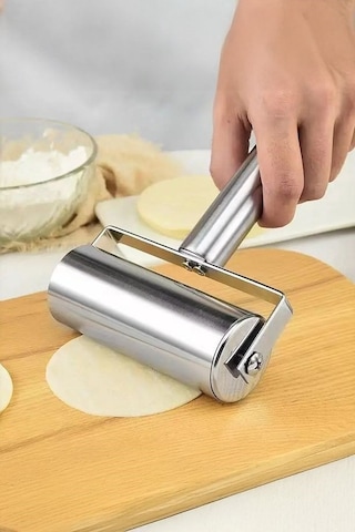 Qerhome Metal Saplı Rulo Hamur Açıcı Merdane Pürüzsüz Oklava Pizza Börek Açma Silindir Metal