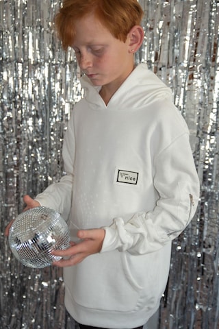 Breeze Erkek Çocuk Sweatshirt Armalı Kolu Cepli Fermuarlı 9-14 Yaş, Beyaz Beyaz