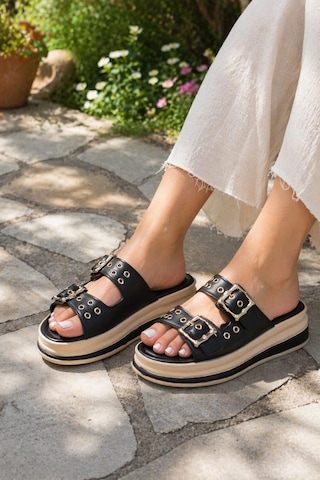 Modaonn Kadın Gold Tokalı Etnik Dokunuşlu Bohem Platform Terlik Siyah